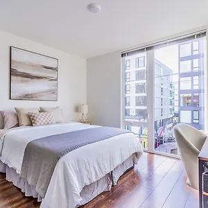 Modern And Stylish Penthouse Seattle